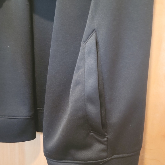 Lightweight Jacket - Picture 2 of 3